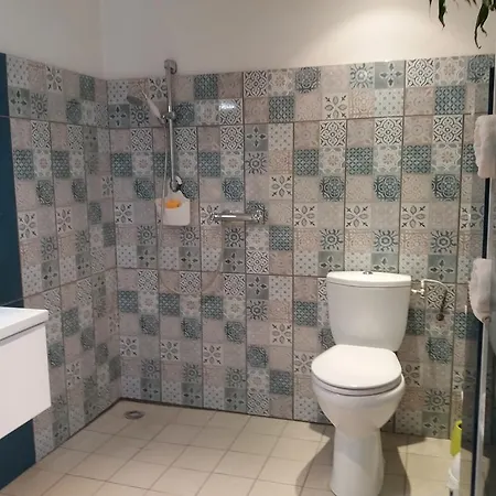 לינה וארוחת בוקר Chambres De Frede Plounévez-Lochrist