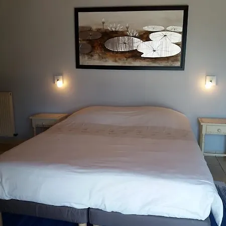 Couette-café Chambres De Frédé 3*